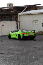 Load image into Gallery viewer, Green Corvette