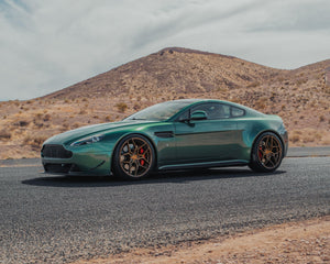 Inozetek Aston Martin Racing Green 