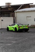Load image into Gallery viewer, Green Corvette

